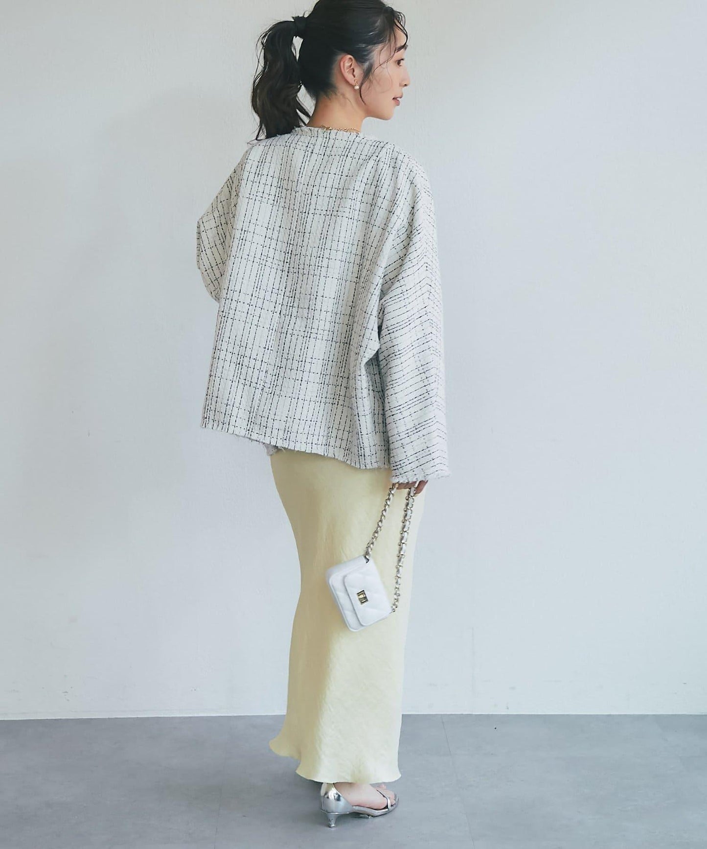 金色紐扣粗花呢夾克