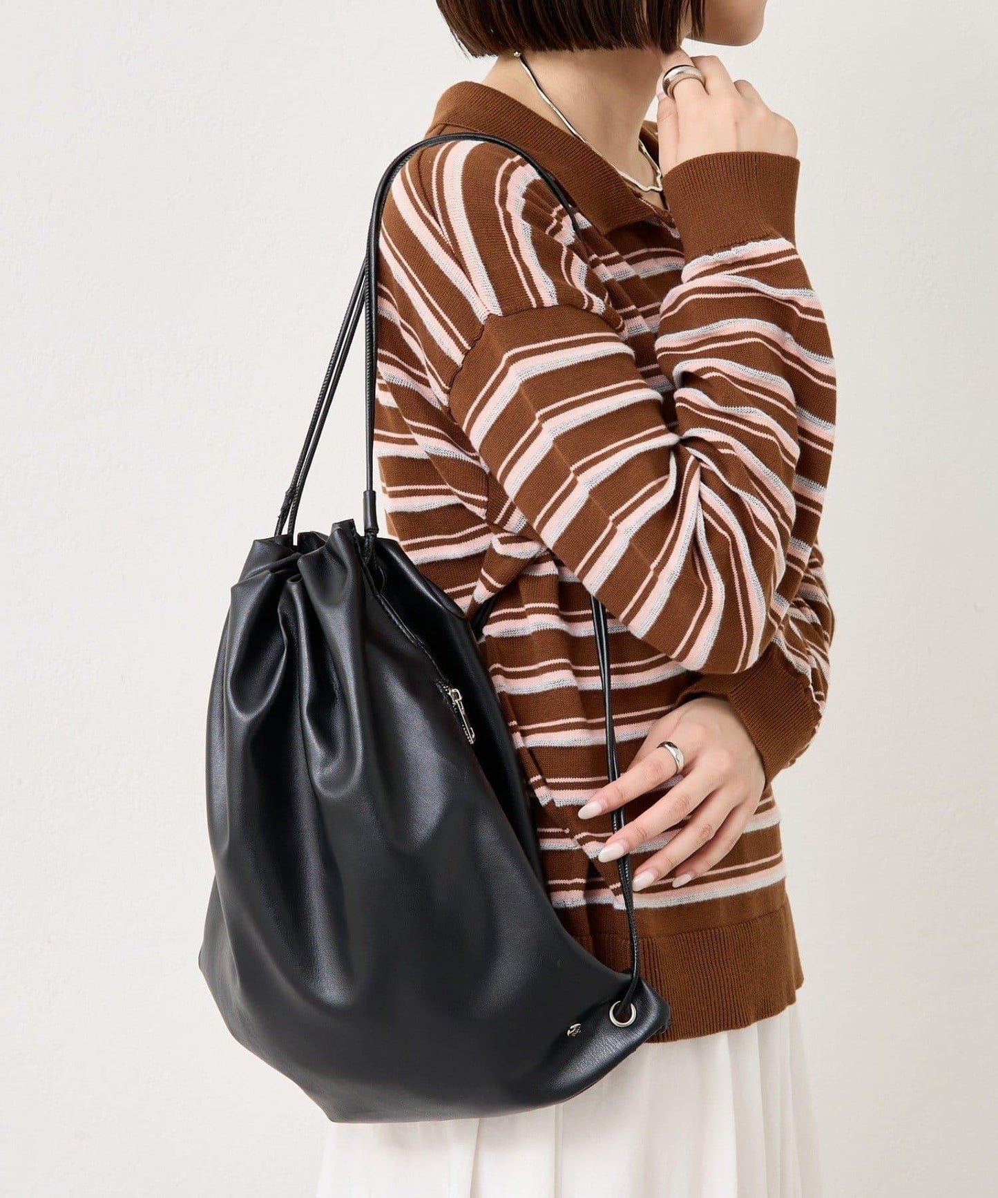 帶托盤抽繩揹包