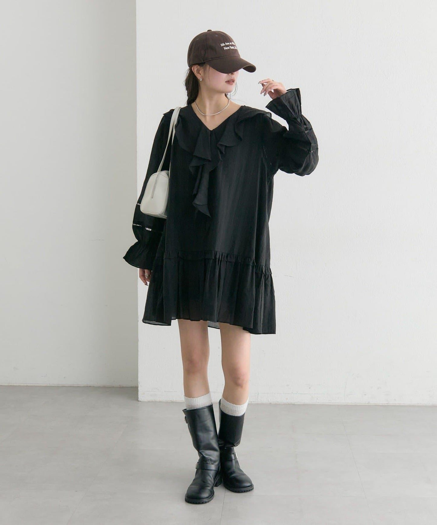 荷葉邊層疊迷你連衣裙