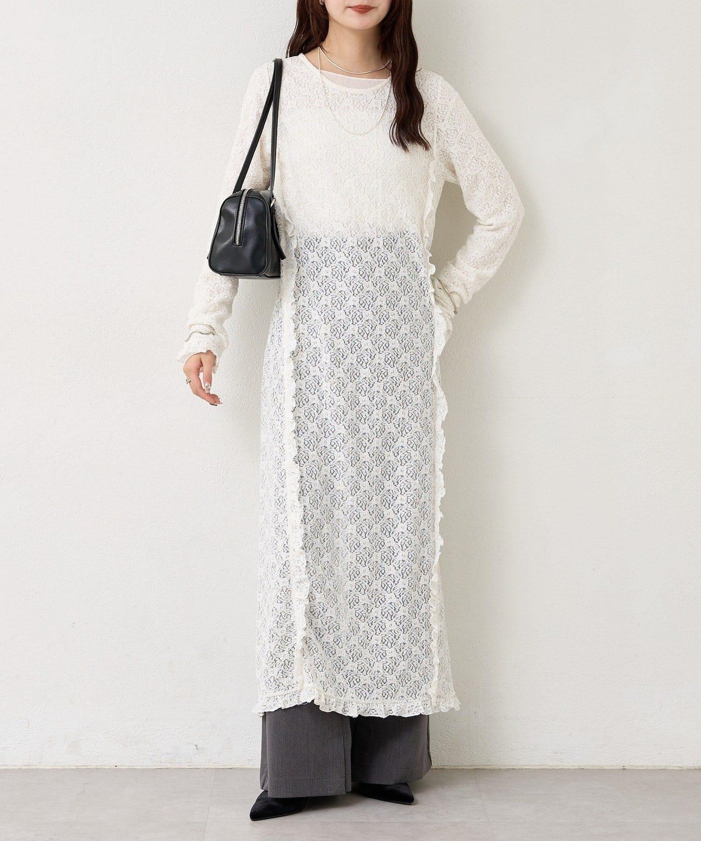 拼接蕾絲連衣裙