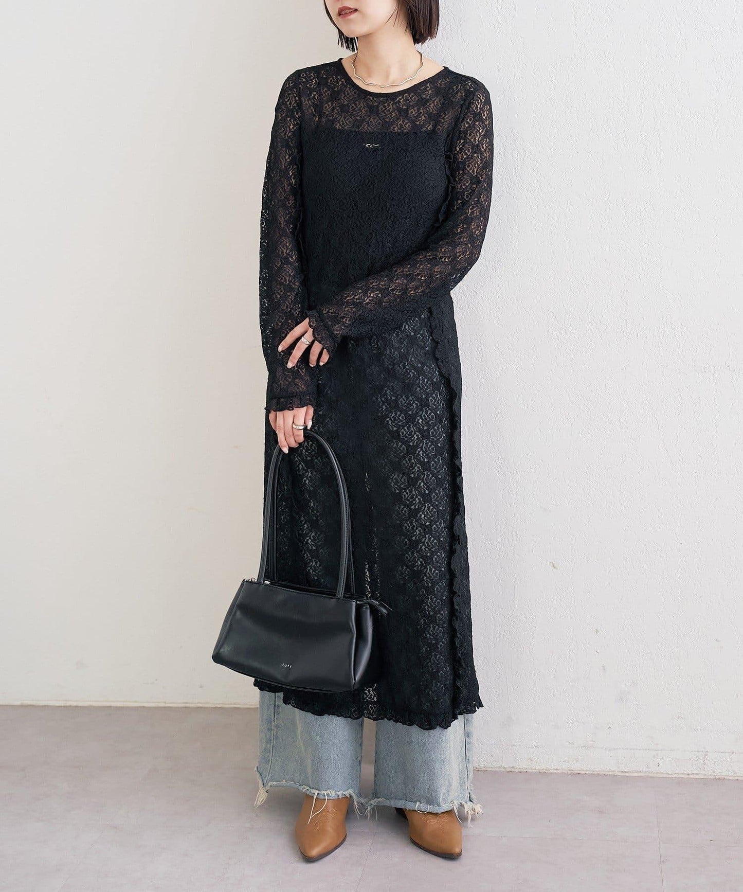 拼接蕾絲連衣裙