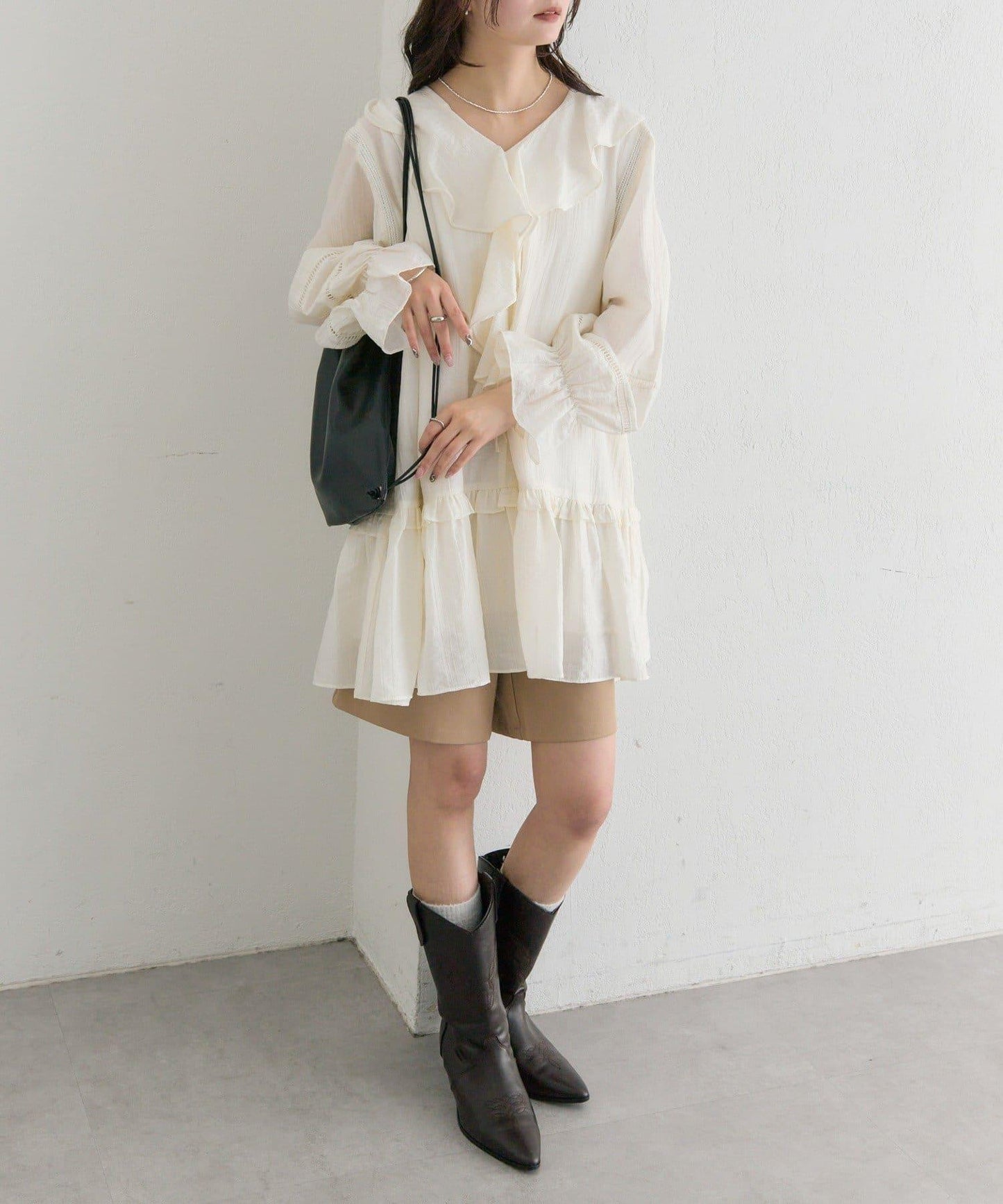 荷葉邊層疊迷你連衣裙