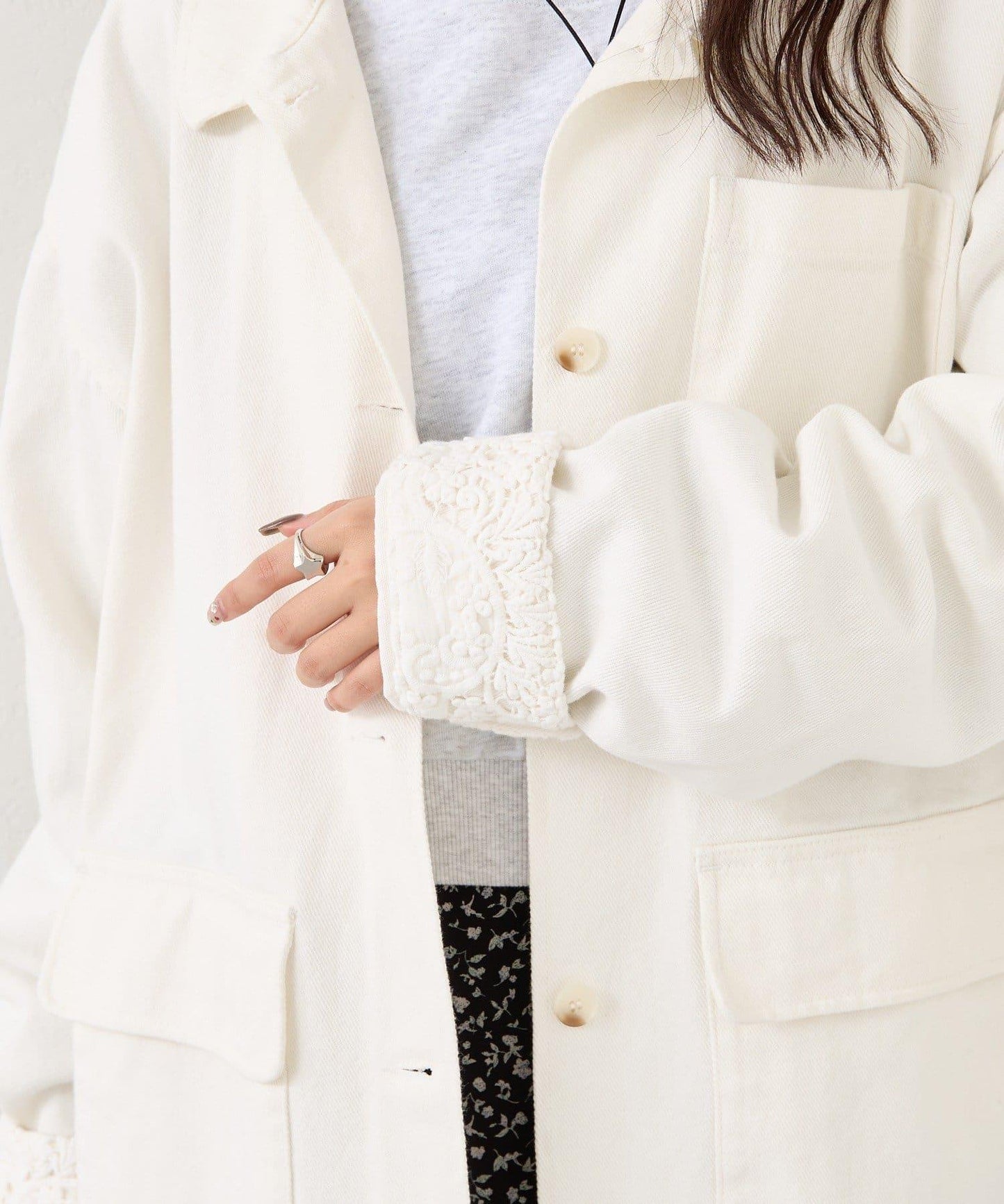 下襬蕾絲斜紋夾克