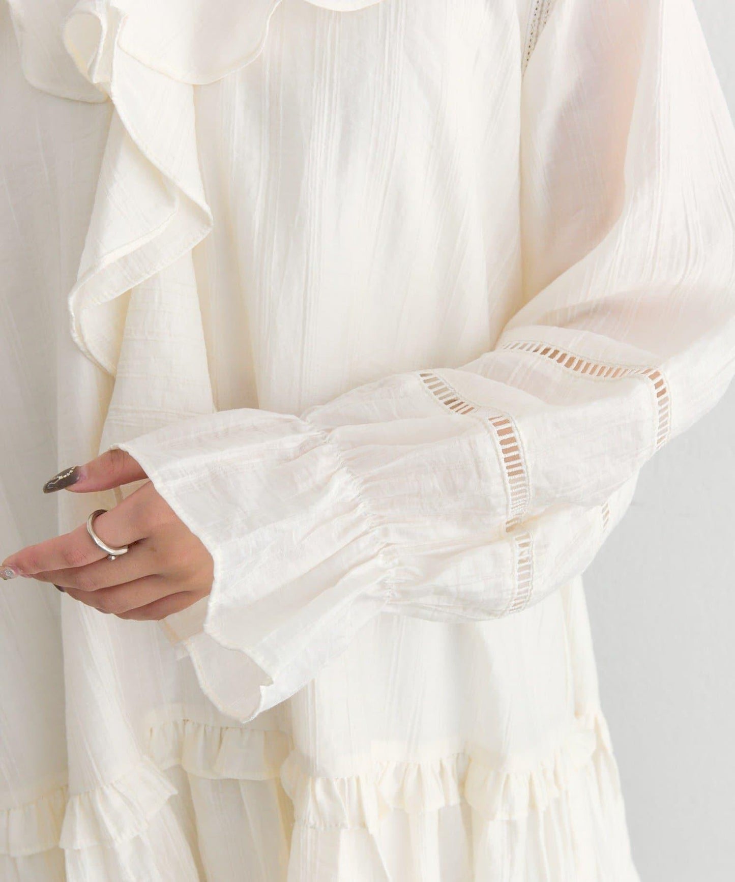 荷葉邊層疊迷你連衣裙