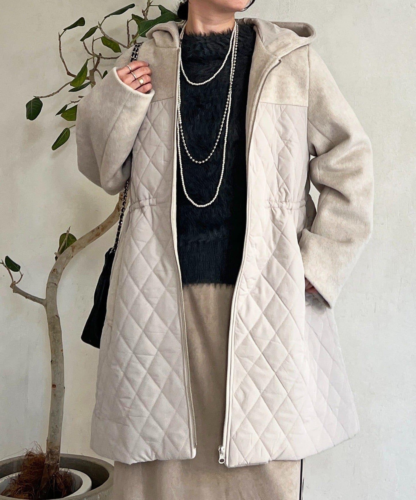 異材質拼接絎縫大衣