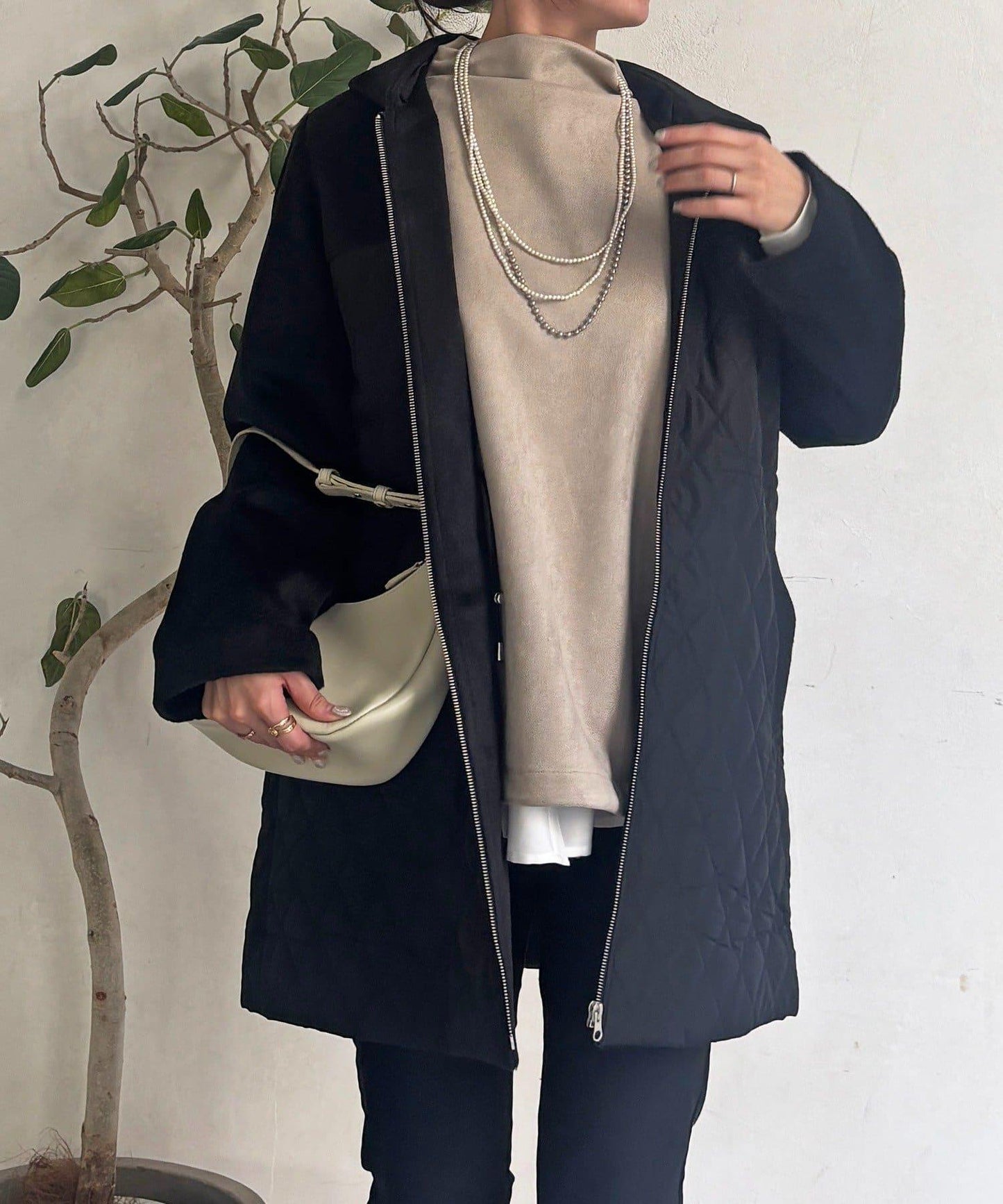 異材質拼接絎縫大衣