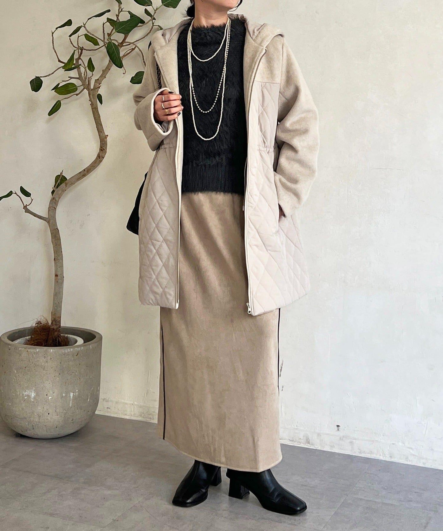 異材質拼接絎縫大衣