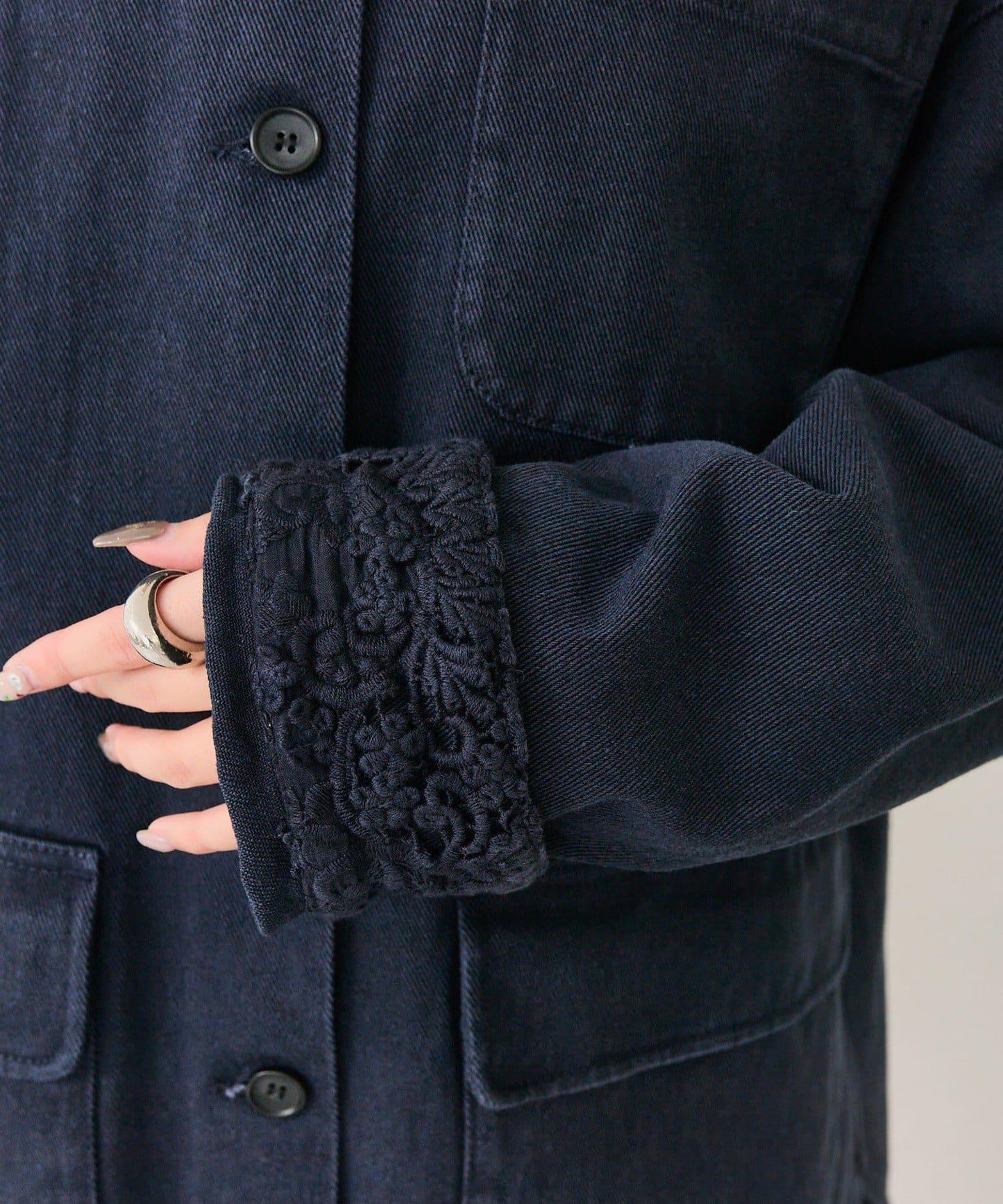 下襬蕾絲斜紋夾克