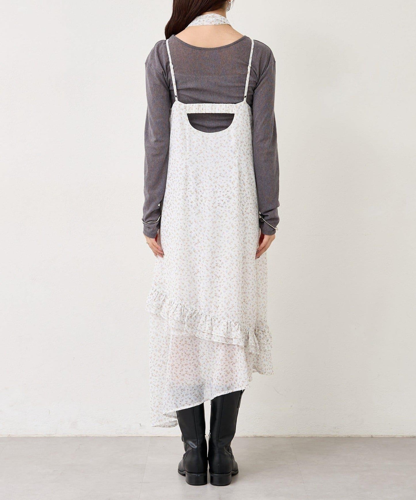 花邊下襬吊帶連衣裙