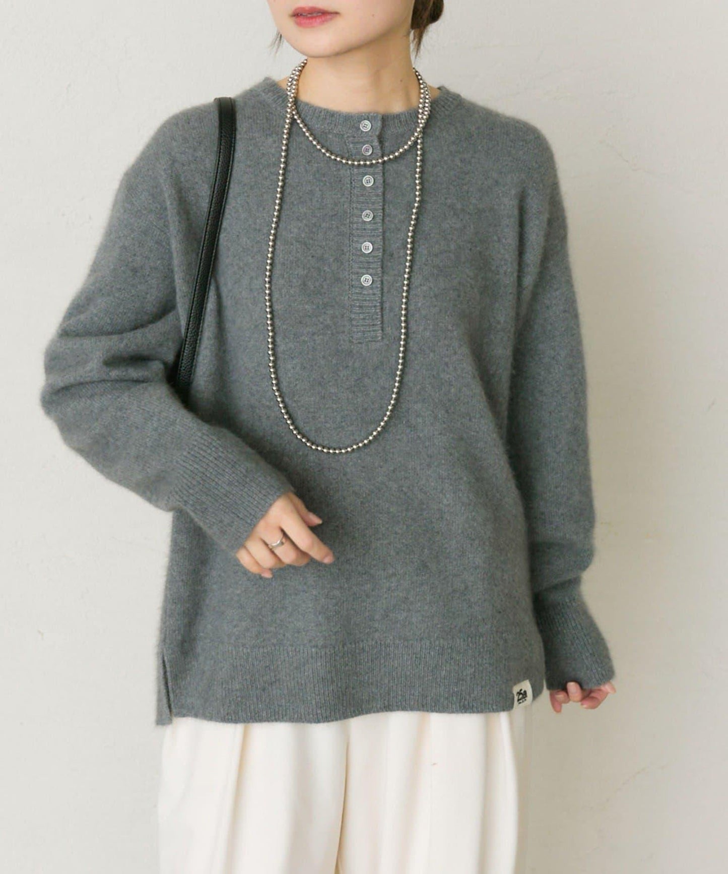 【25th】狐狸毛混紡亨利領針織衫