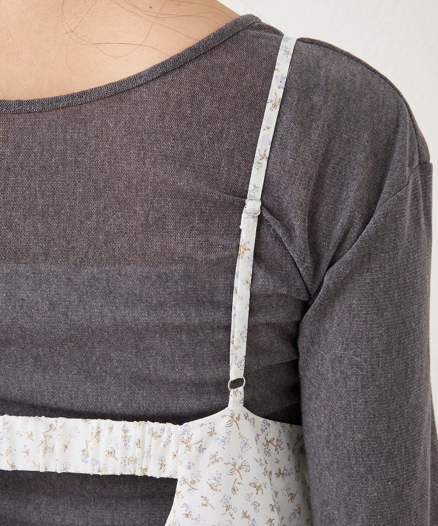 花邊下襬吊帶連衣裙