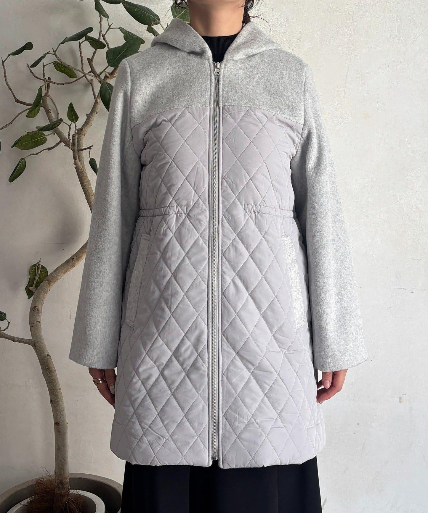 異材質拼接絎縫大衣