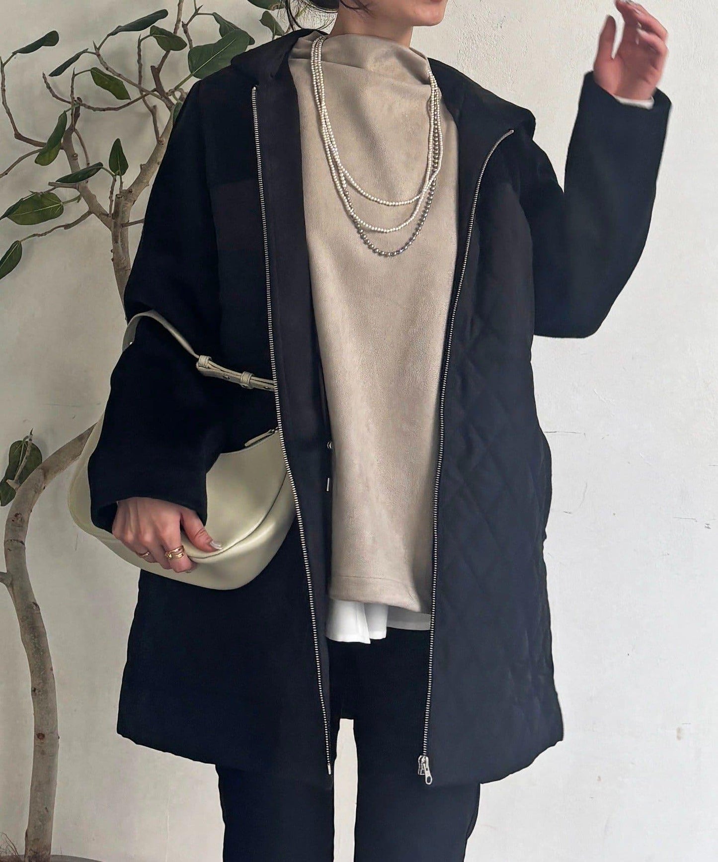 異材質拼接絎縫大衣