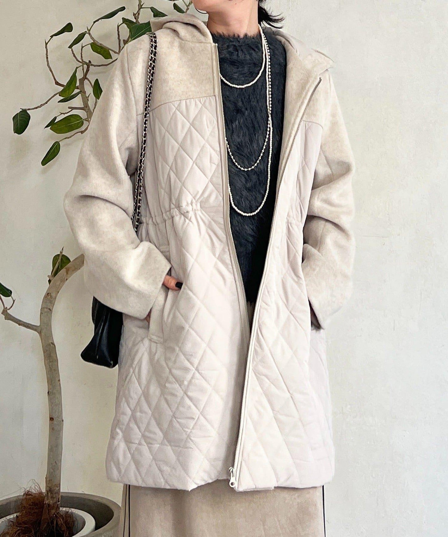 異材質拼接絎縫大衣