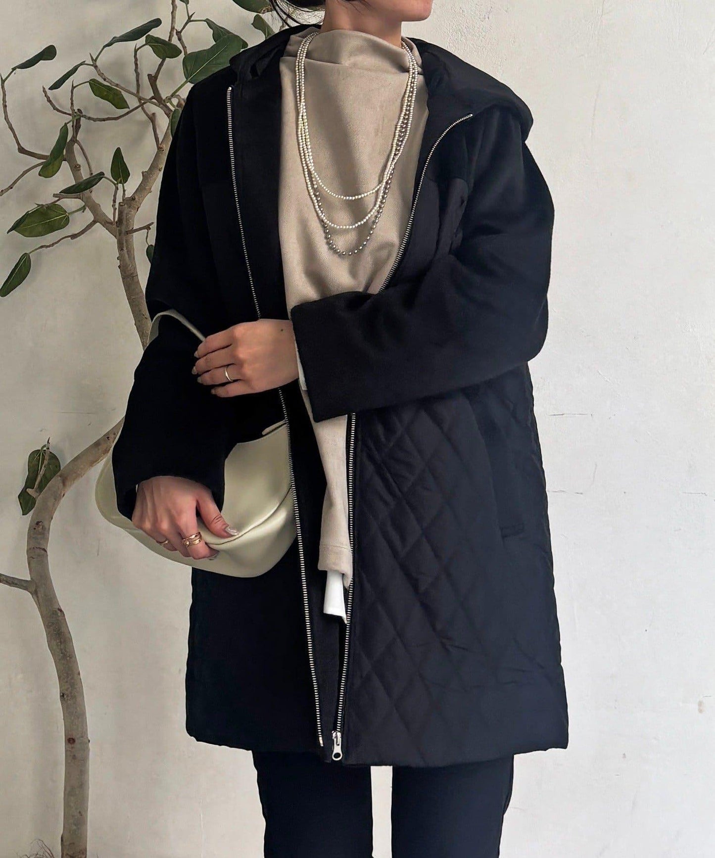 異材質拼接絎縫大衣