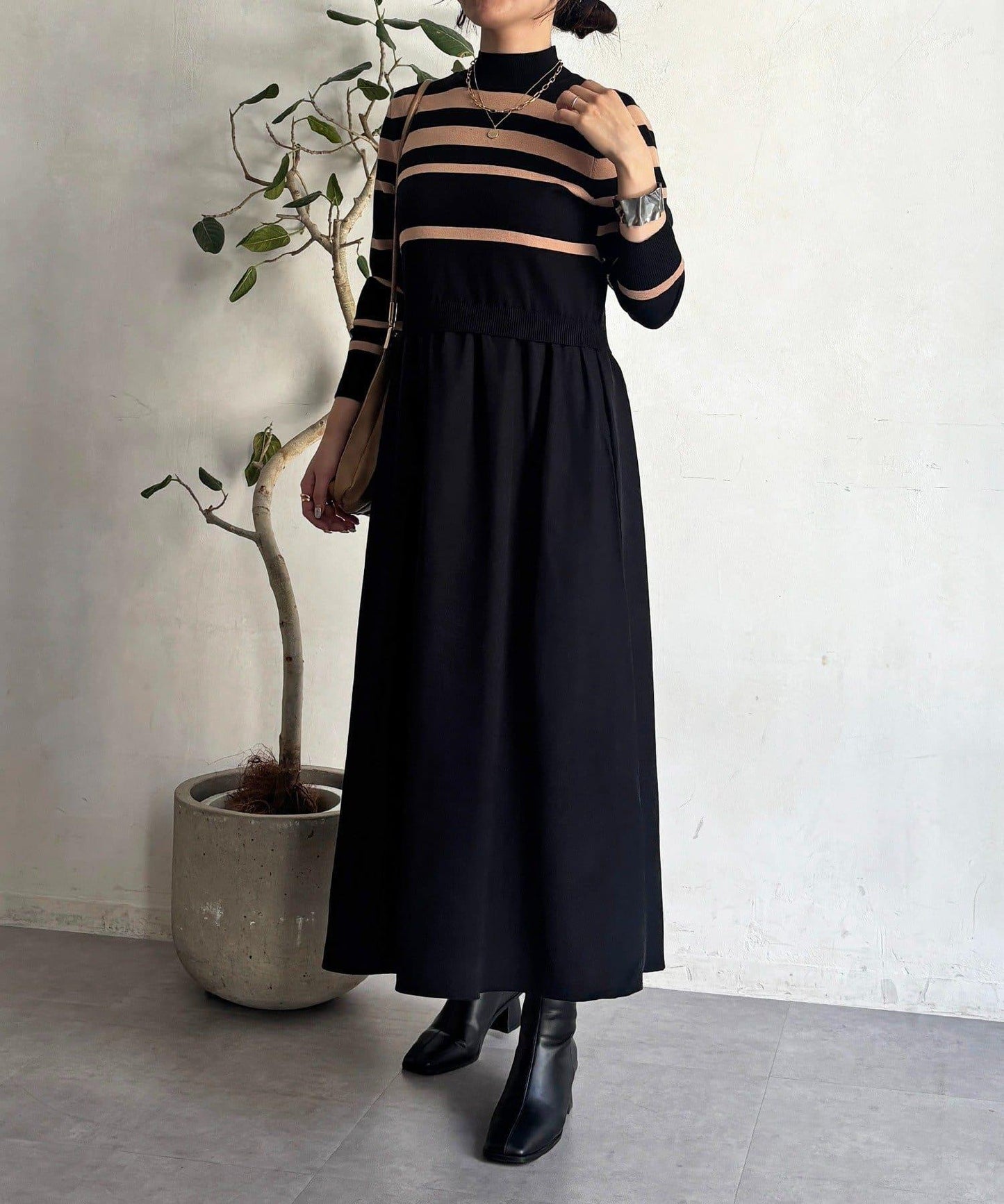 針織拼接連衣裙