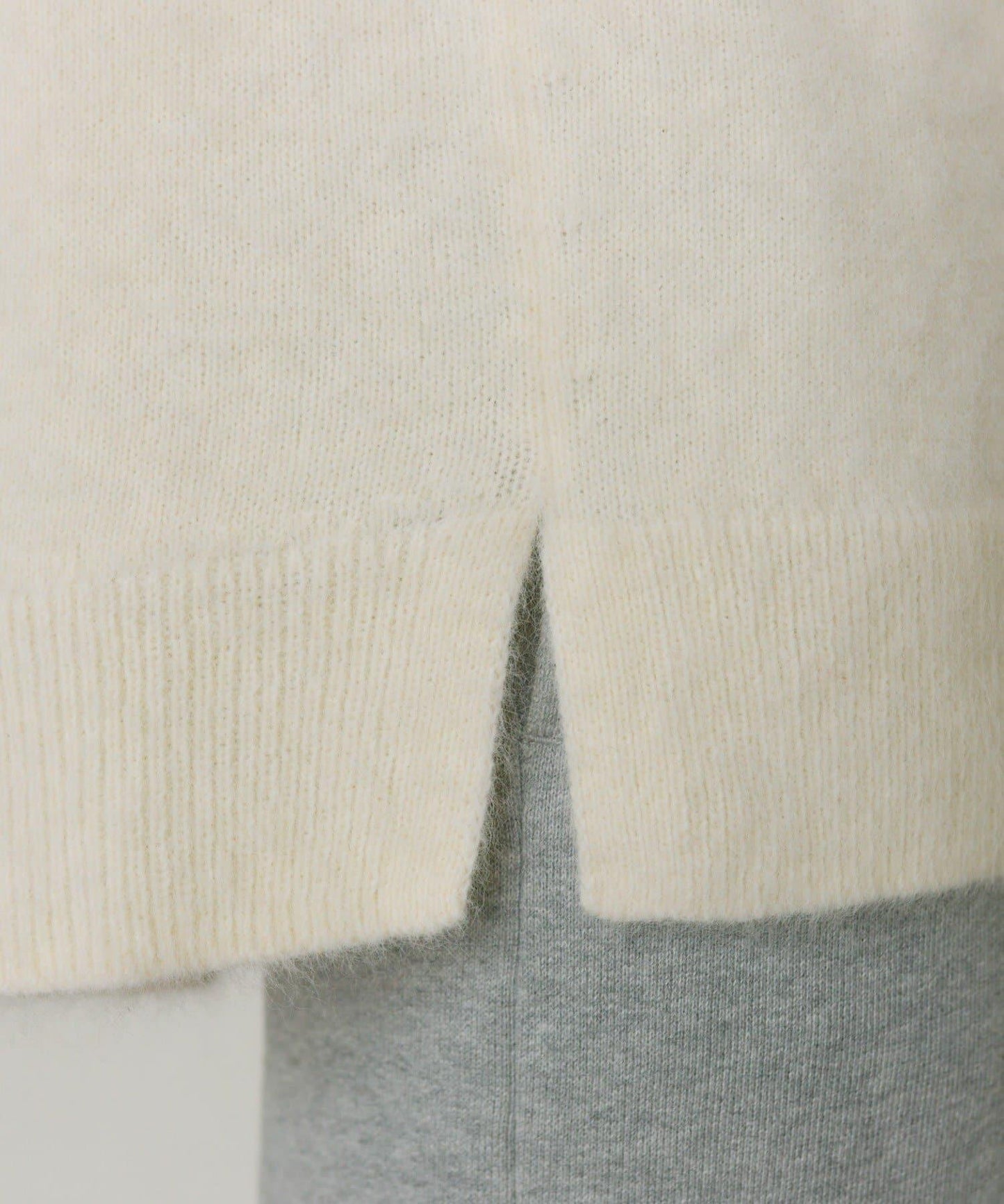 【25th】狐狸毛混紡亨利領針織衫