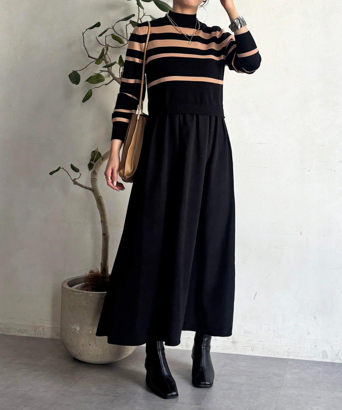 針織拼接連衣裙