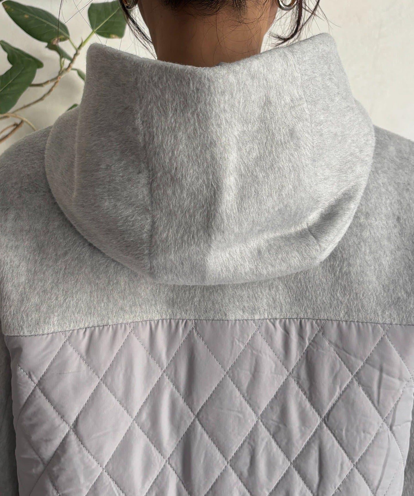 異材質拼接絎縫大衣