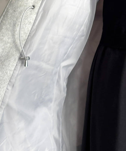 異材質拼接絎縫大衣