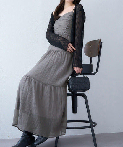 背部鏤空吊帶連衣裙