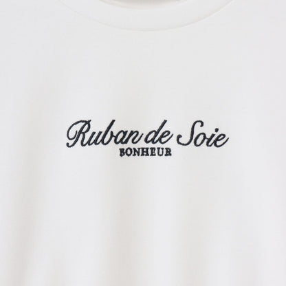 蕾絲內襯衛衣×荷葉邊T恤