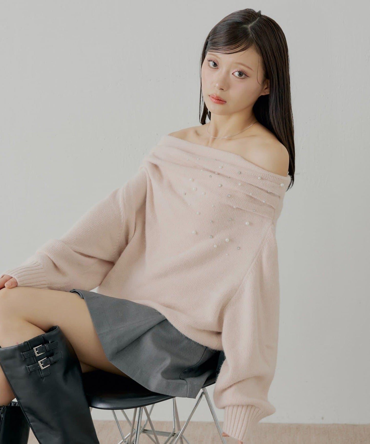 帶珠飾安哥拉羊毛一字肩針織衫