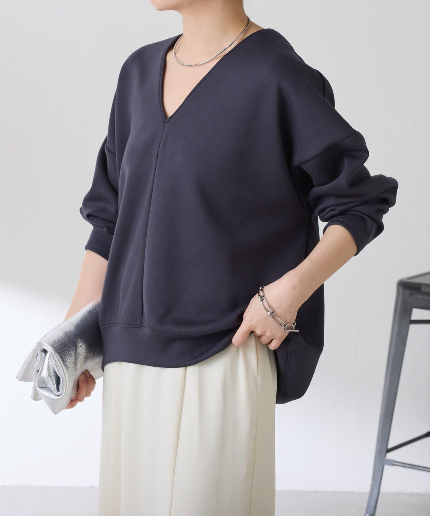 【小臉效果/彈力】V領開口套頭衫/套裝