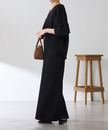 【小臉效果/彈力】V領開口套頭衫/套裝