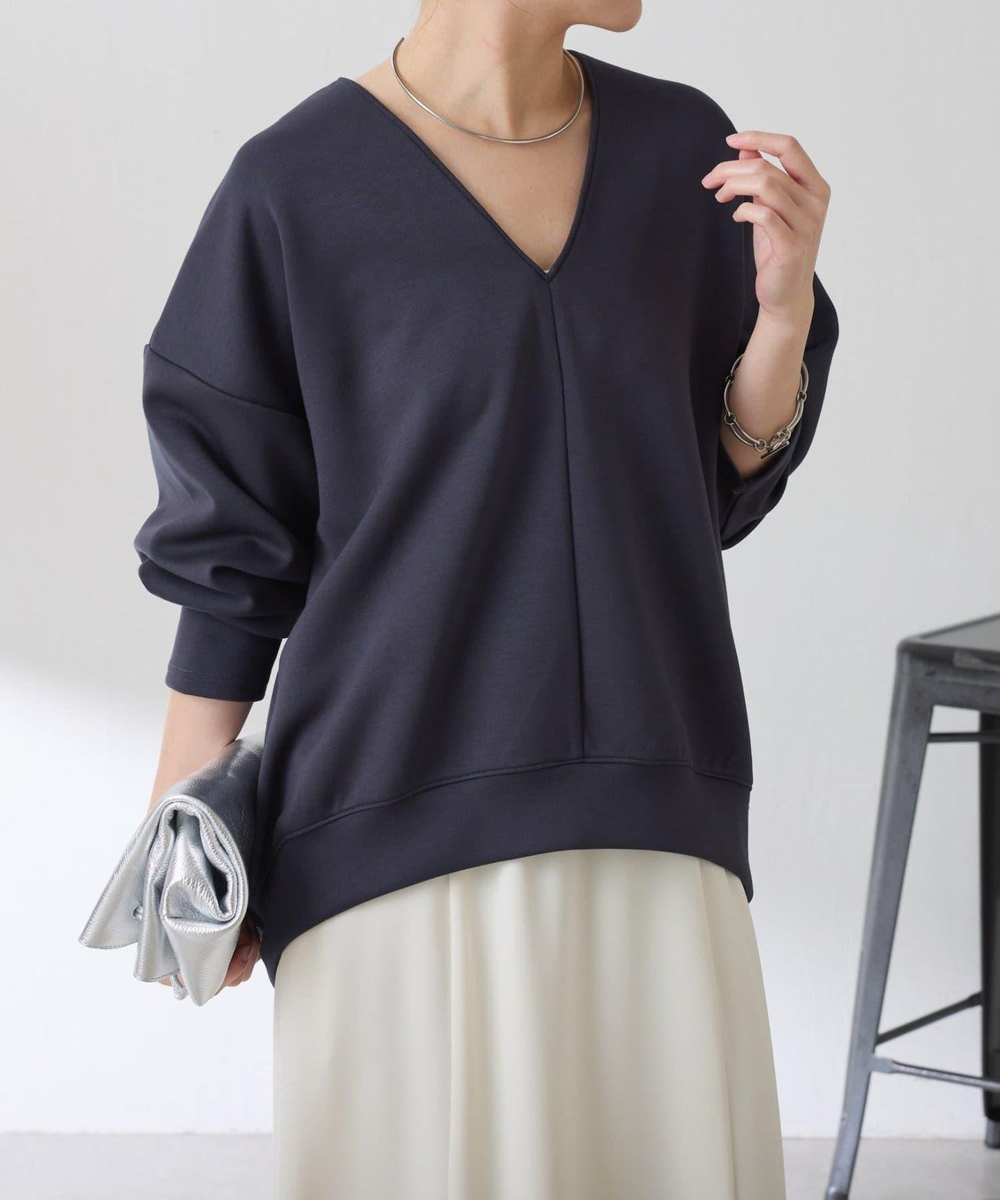 【小臉效果/彈力】V領開口套頭衫/套裝