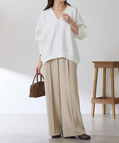 【小臉效果/彈力】V領開口套頭衫/套裝