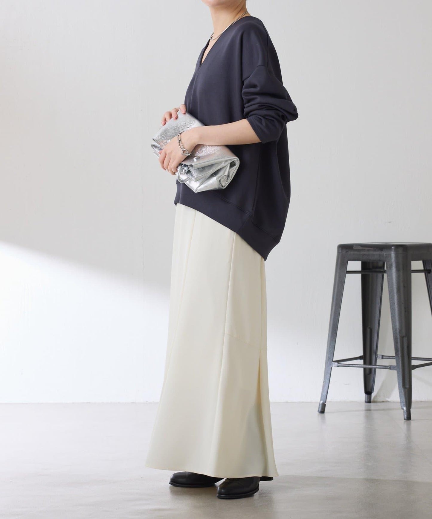 【小臉效果/彈力】V領開口套頭衫/套裝