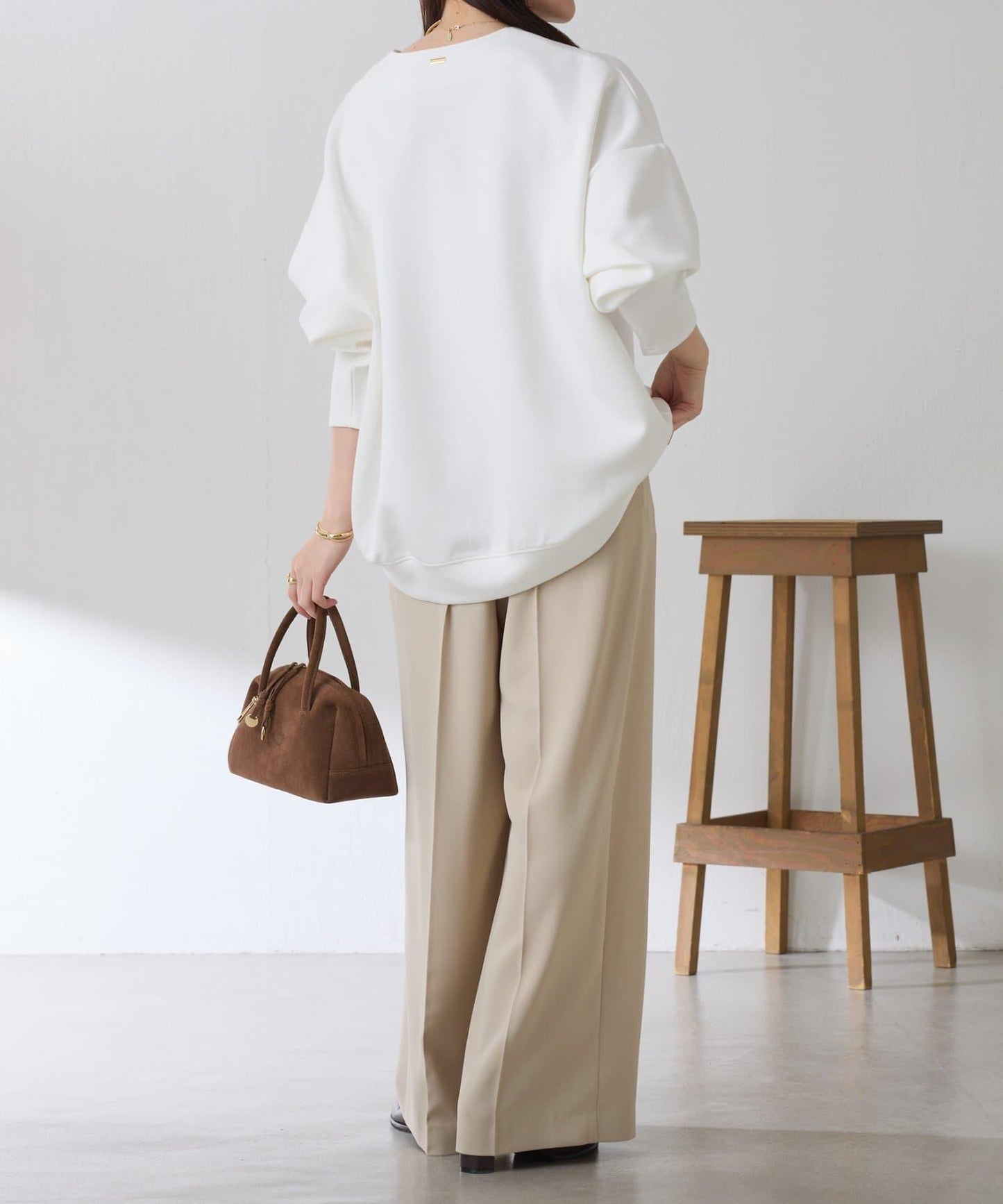 【小臉效果/彈力】V領開口套頭衫/套裝