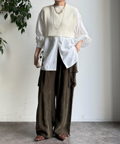 針織背心×襯衫套裝