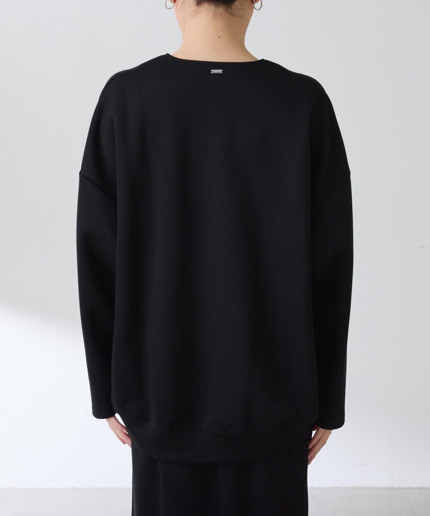 【小臉效果/彈力】V領開口套頭衫/套裝