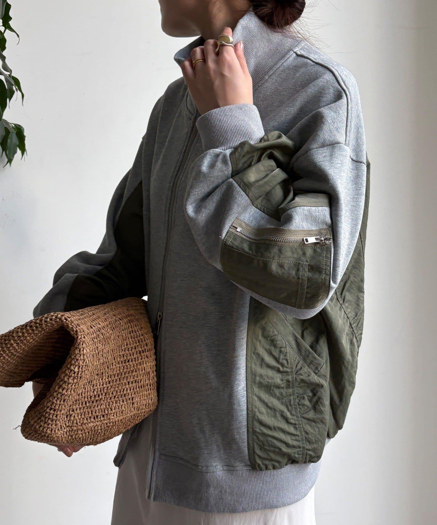 異材質拼接雙拉鍊夾克