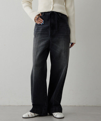 中線壓褶黑色牛仔褲