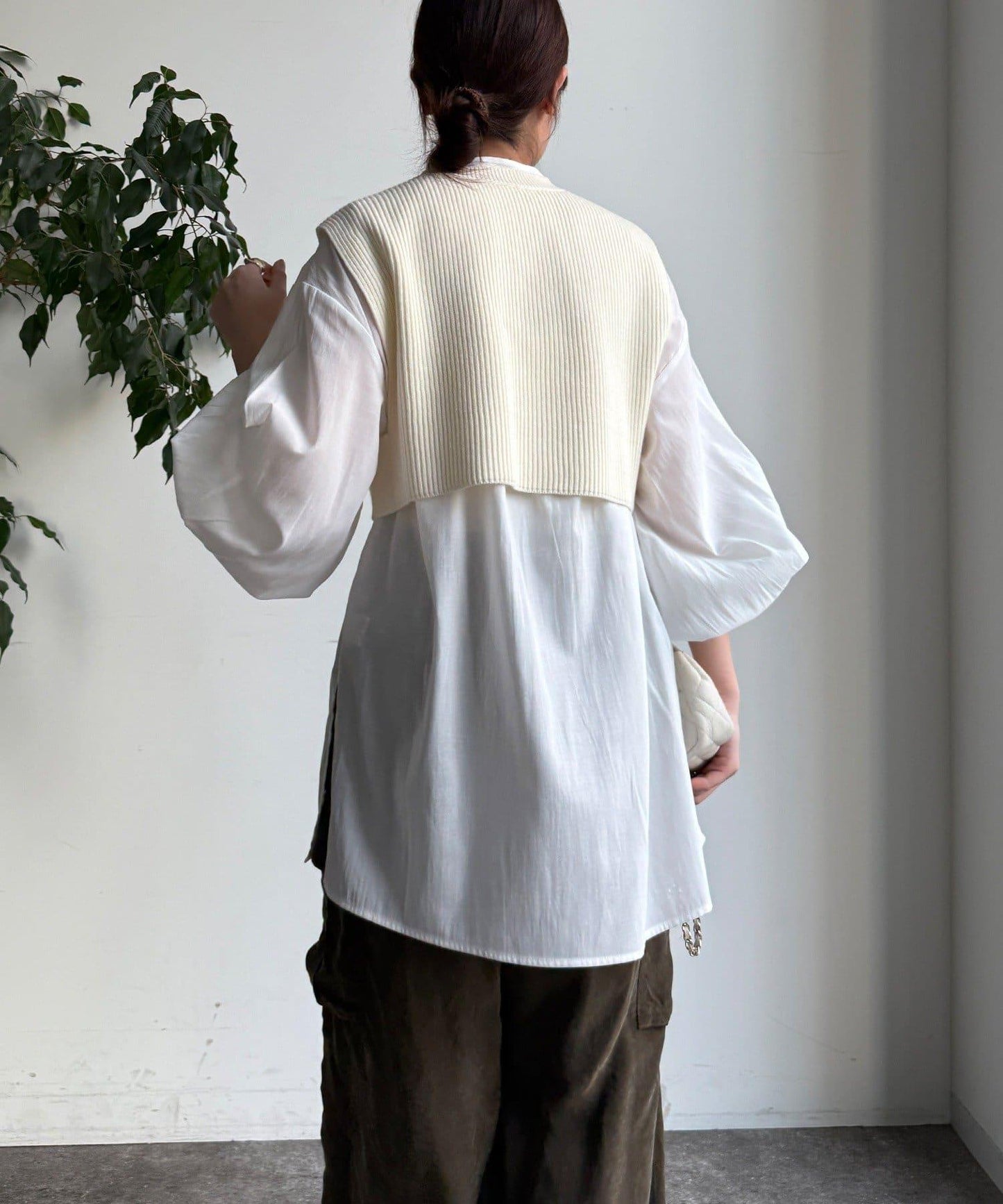 針織背心×襯衫套裝