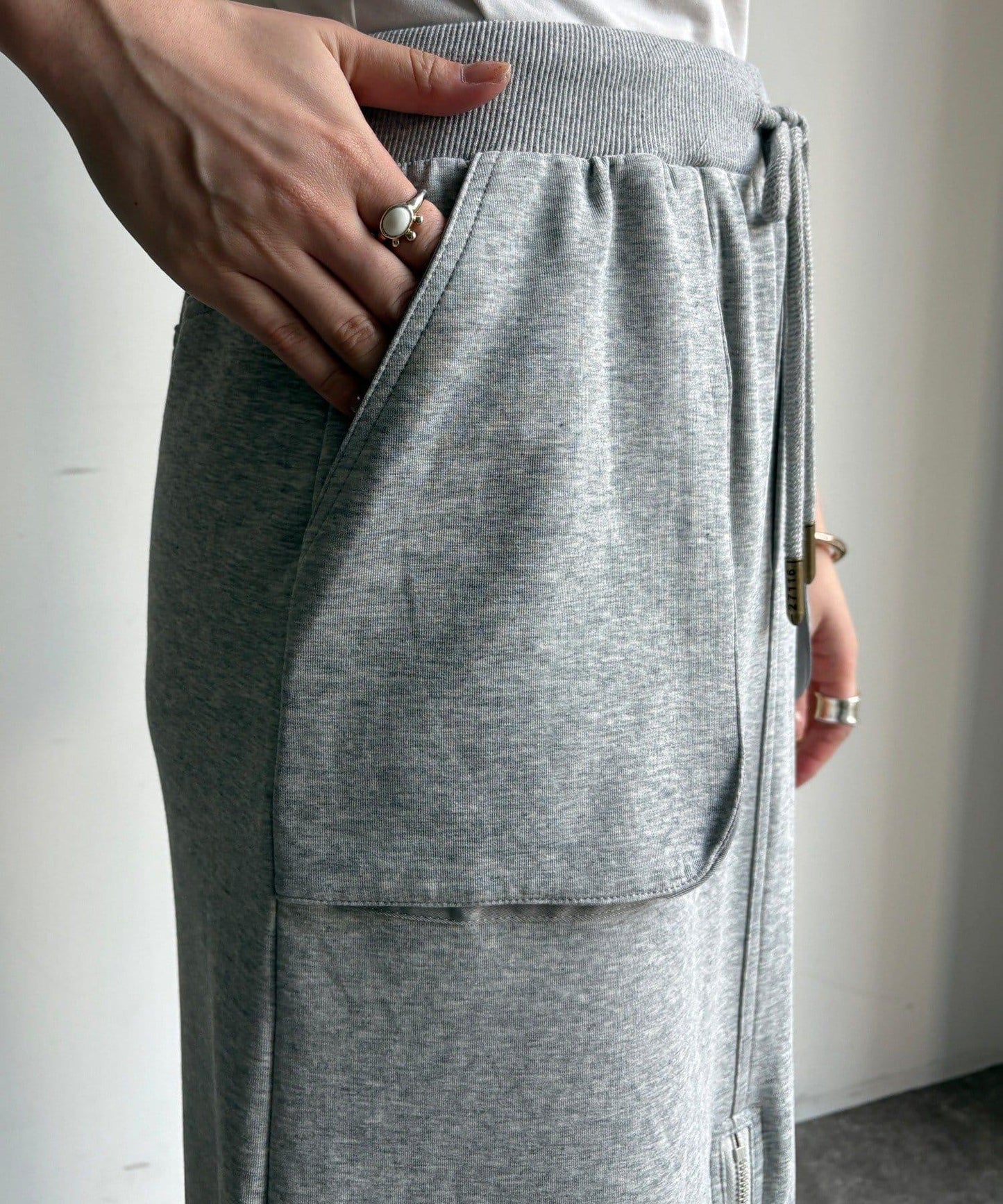 前中拉鍊衛衣裙