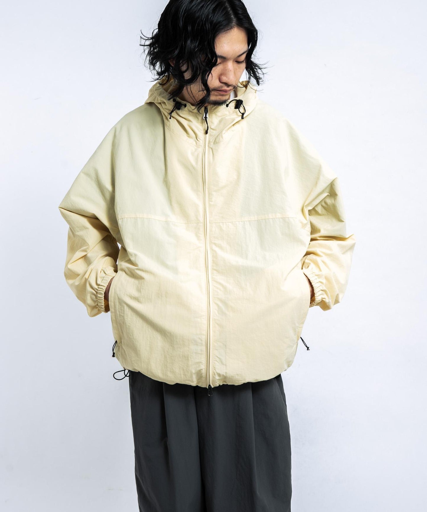 『UR TECH』尼龍塔夫綢連帽外套