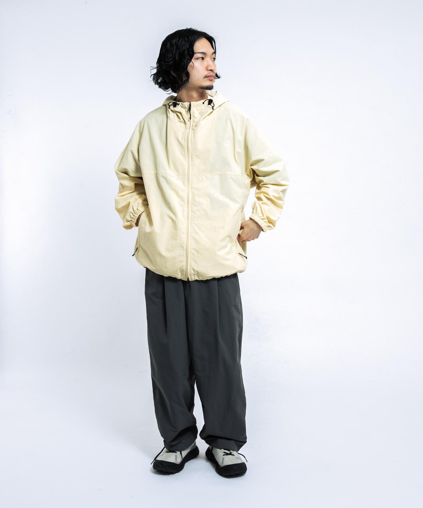 『UR TECH』尼龍塔夫綢連帽外套