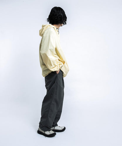 『UR TECH』尼龍塔夫綢連帽外套