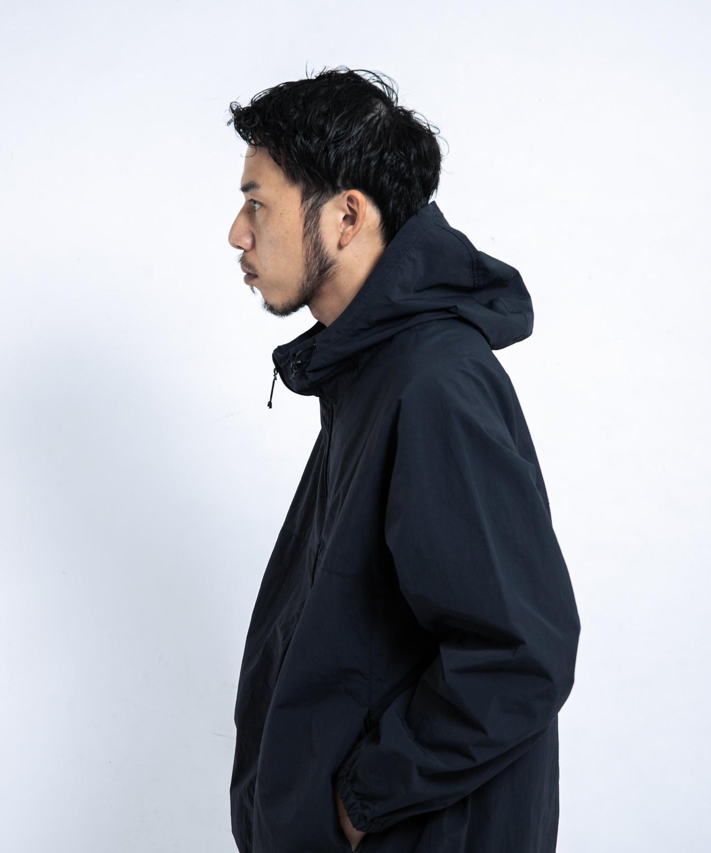 『UR TECH』尼龍塔夫綢連帽外套