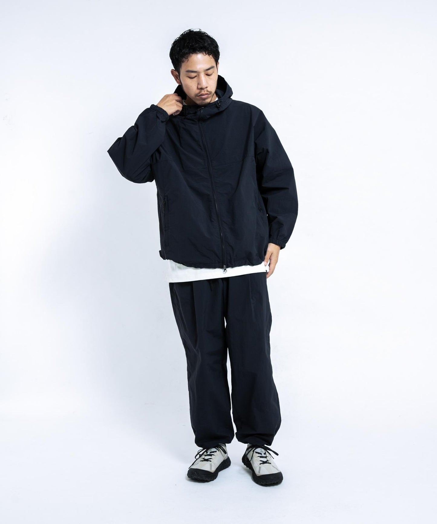 『UR TECH』尼龍塔夫綢長褲