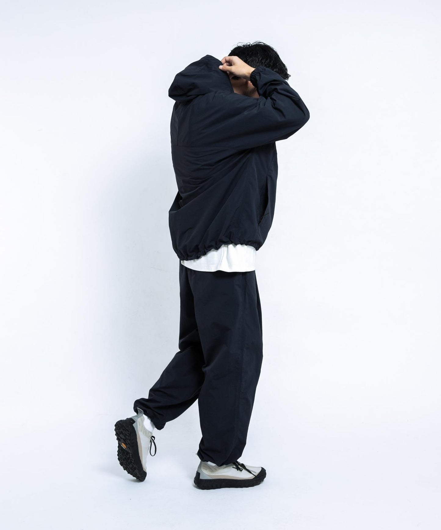 『UR TECH』尼龍塔夫綢連帽外套