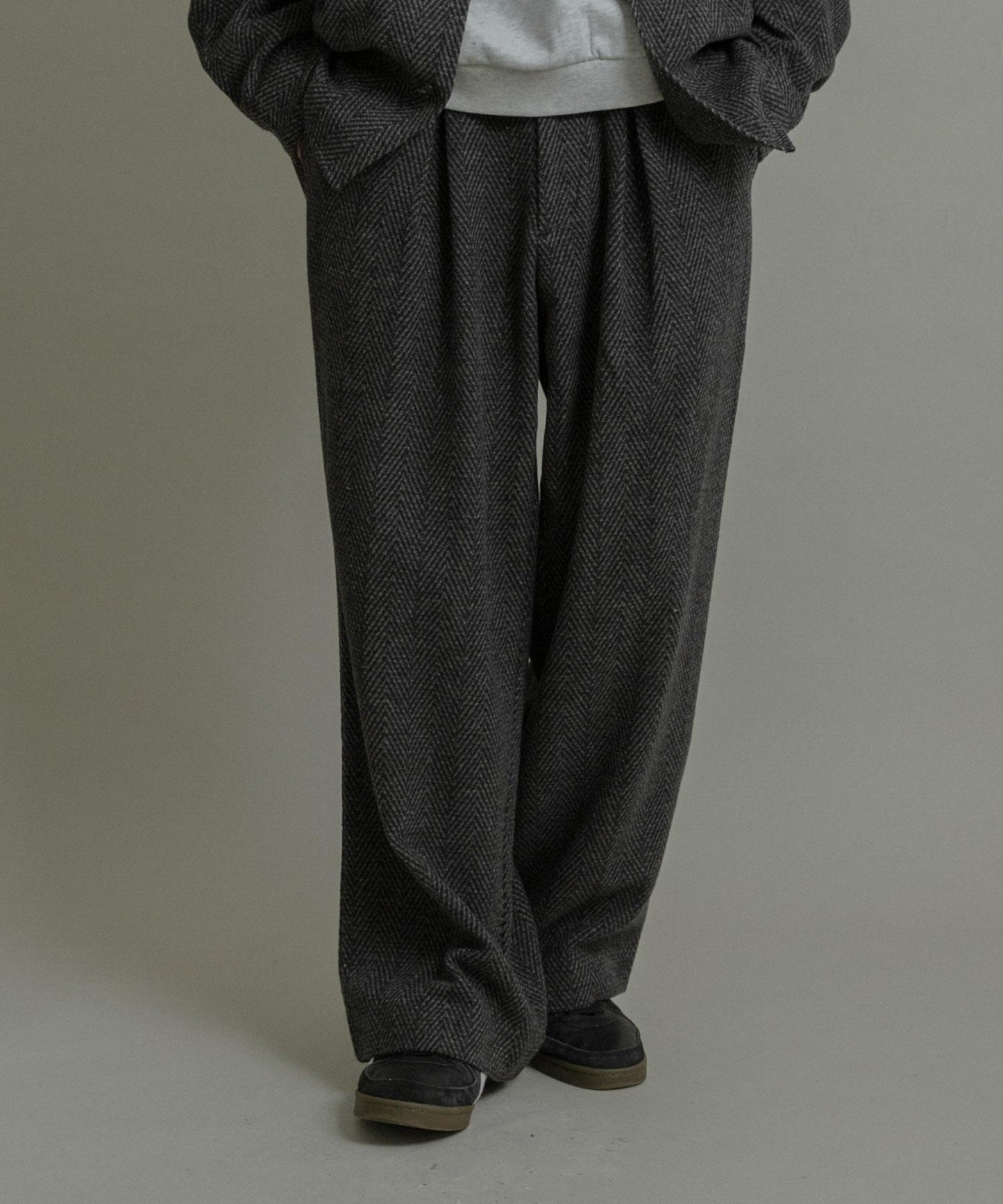 仿羊毛人字紋寬腿褲