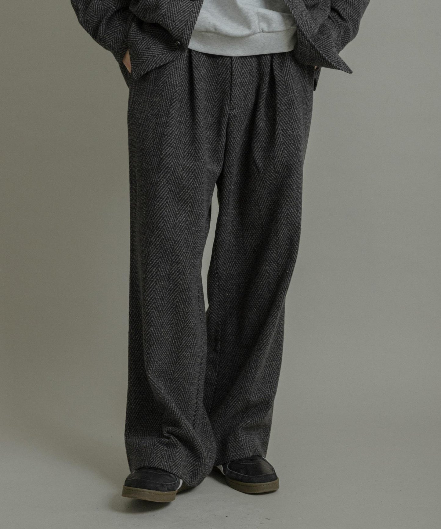 仿羊毛人字紋寬腿褲