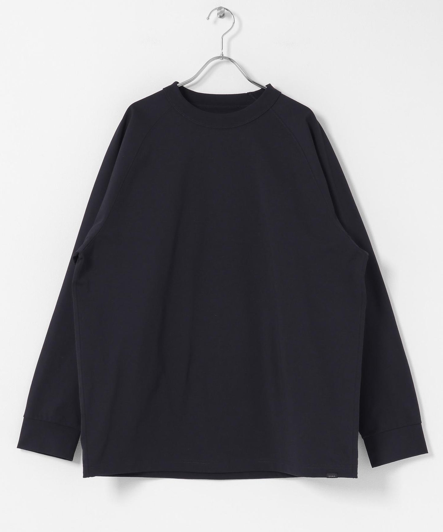 乾爽寬鬆版長袖T恤