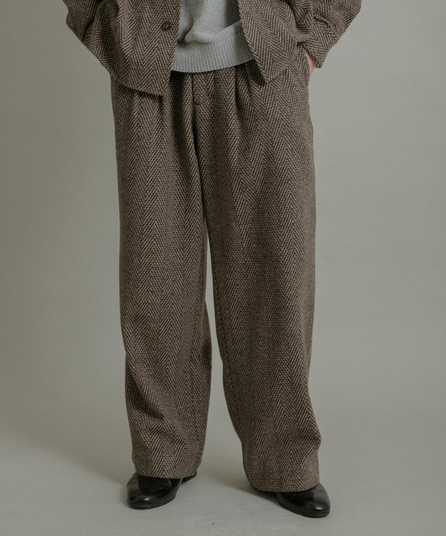 仿羊毛人字紋寬腿褲