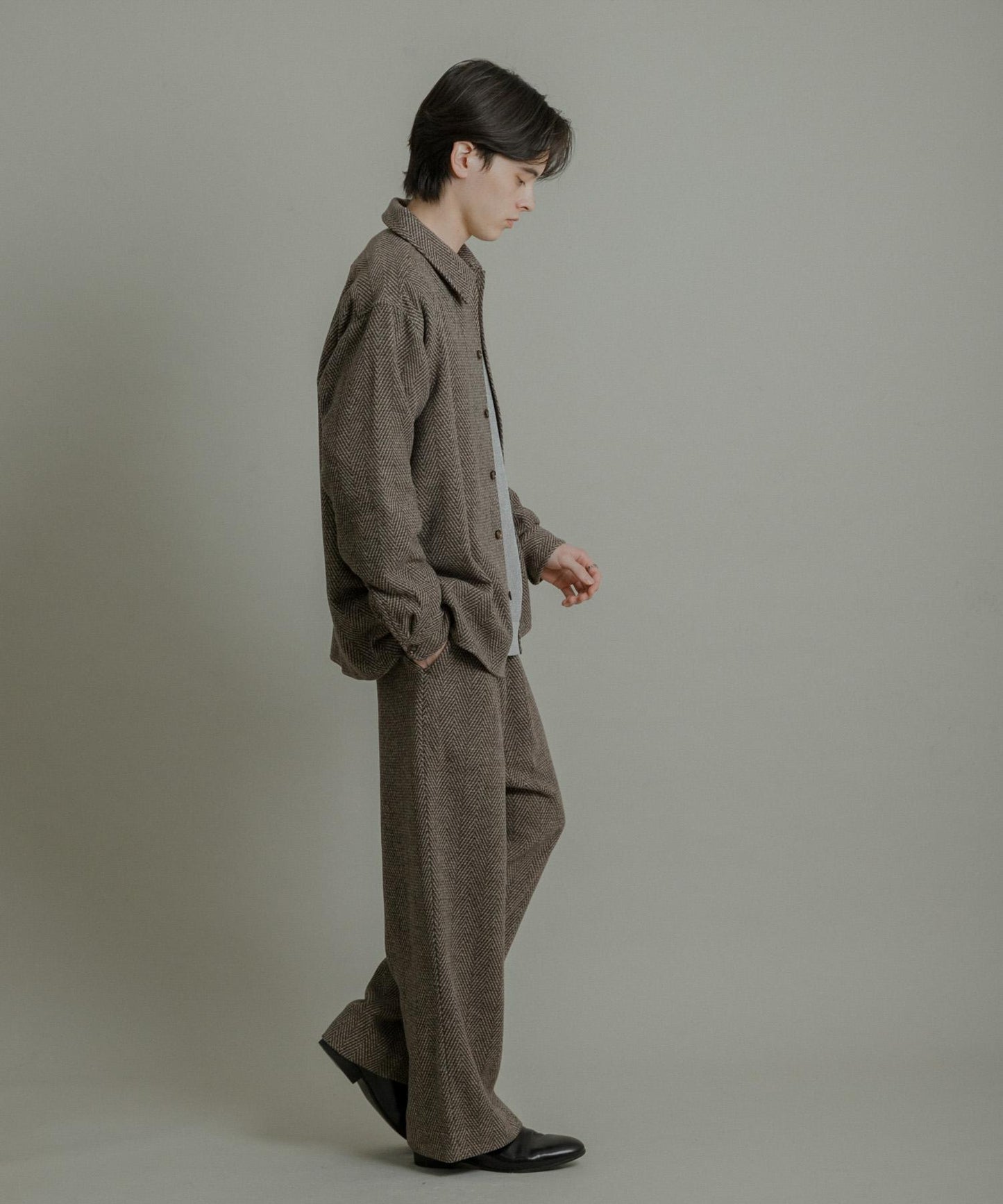 仿羊毛人字紋寬腿褲